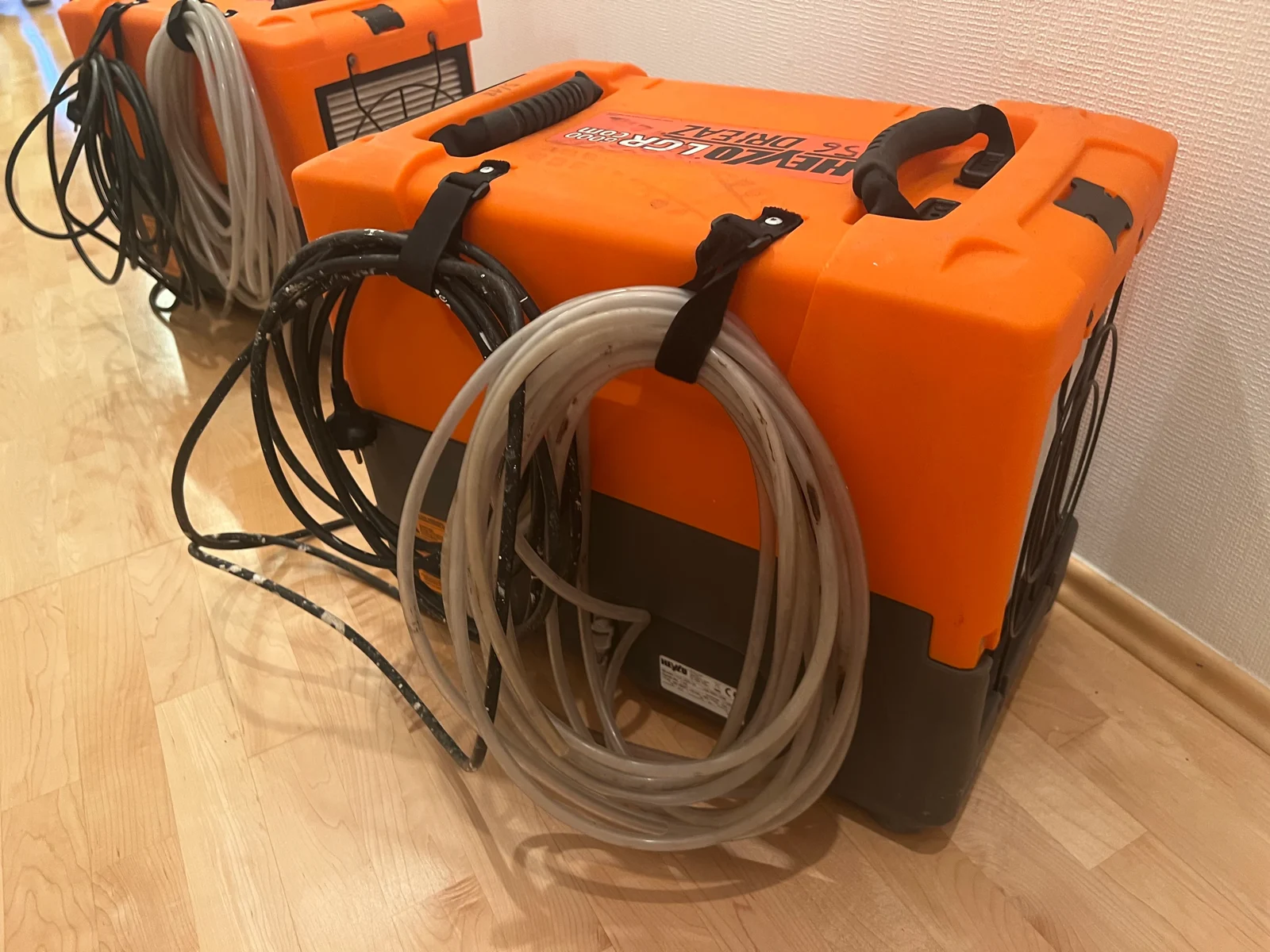Was kostet es, einen Bautrockner zu mieten?